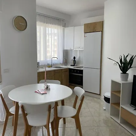 City Beach 836 아파트 Durrës