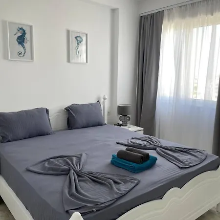 City Beach 836